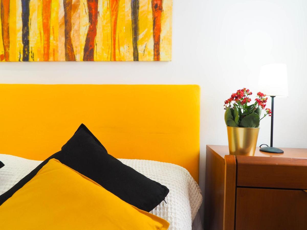Sunflower Apartment By Hello Homes Сиджес Экстерьер фото